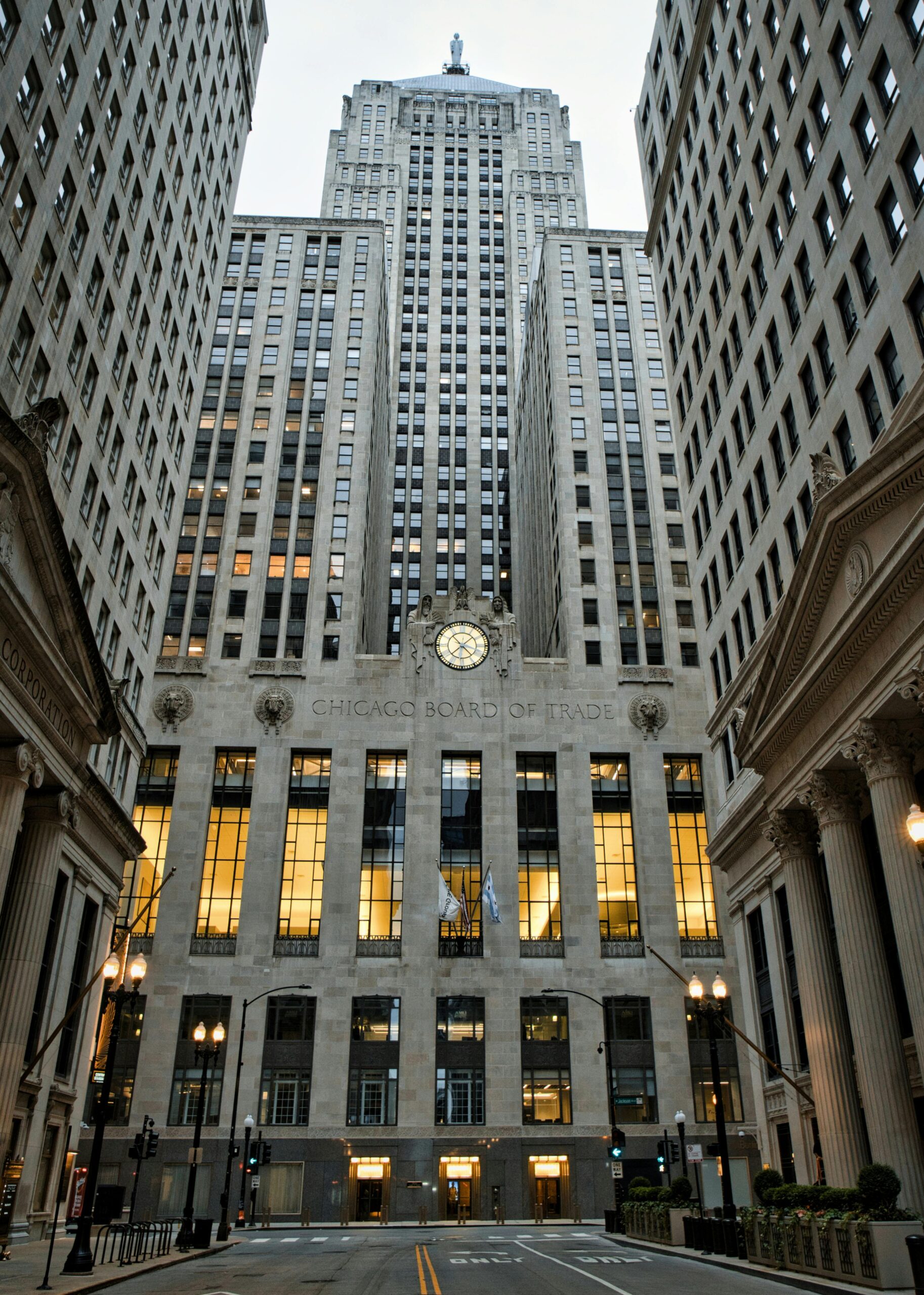 Original Chicago Architecture Tour: Dazzling Interiors